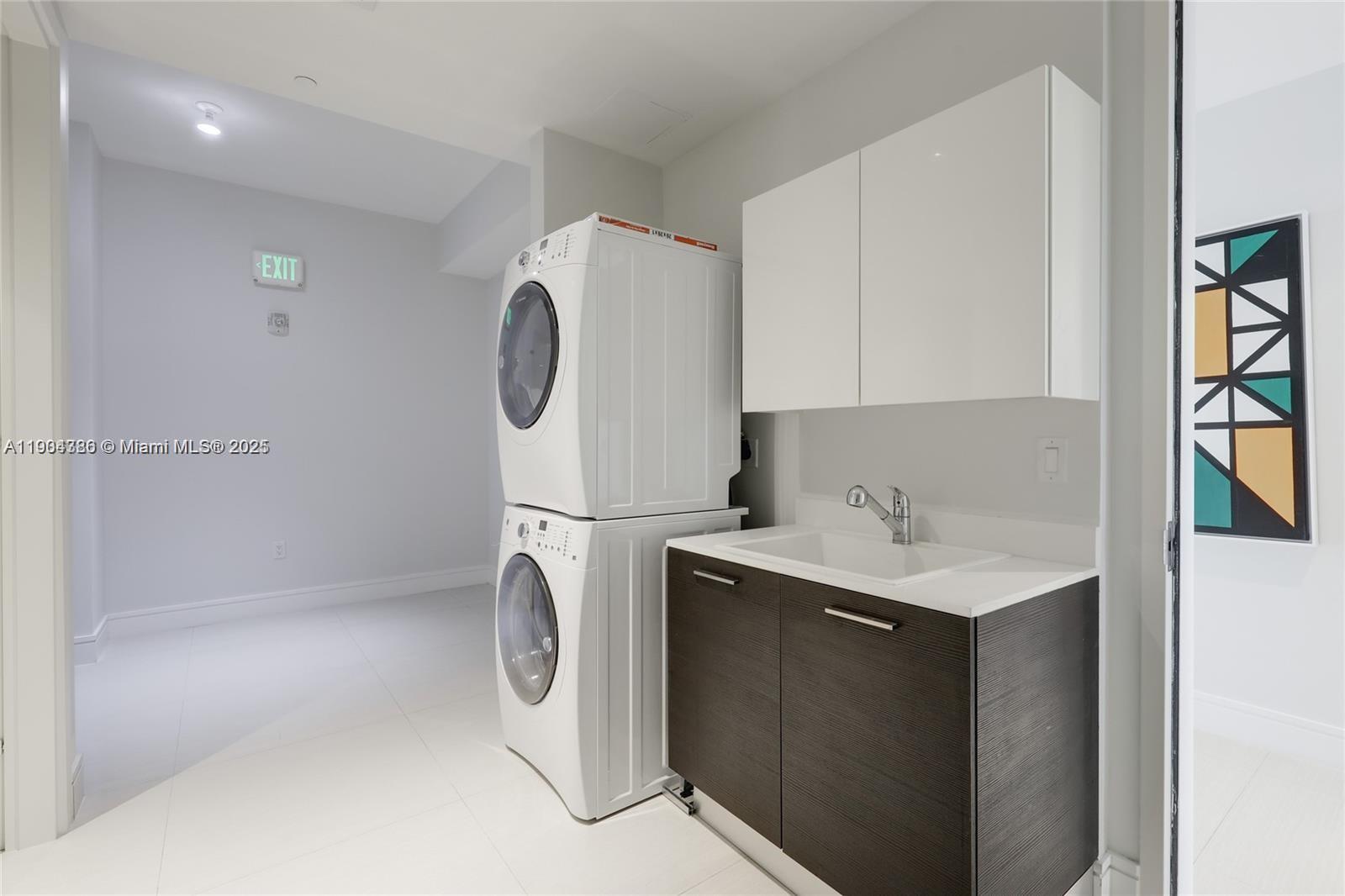 ECHO CONDO - Residential