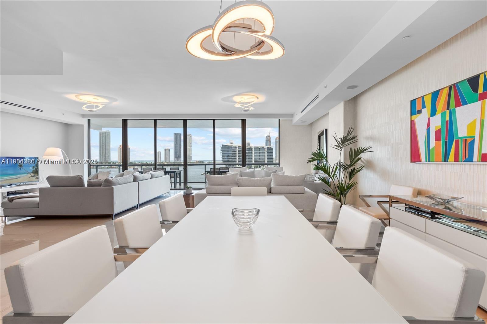 ECHO CONDO - Residential