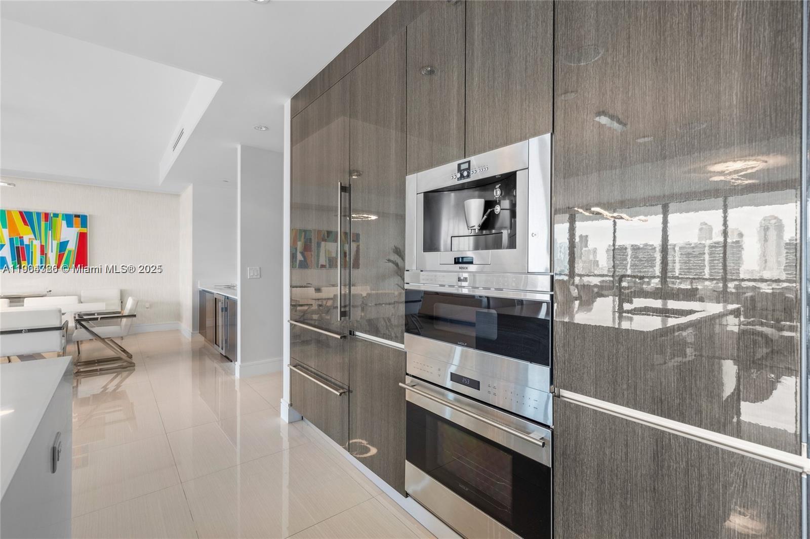 ECHO CONDO - Residential