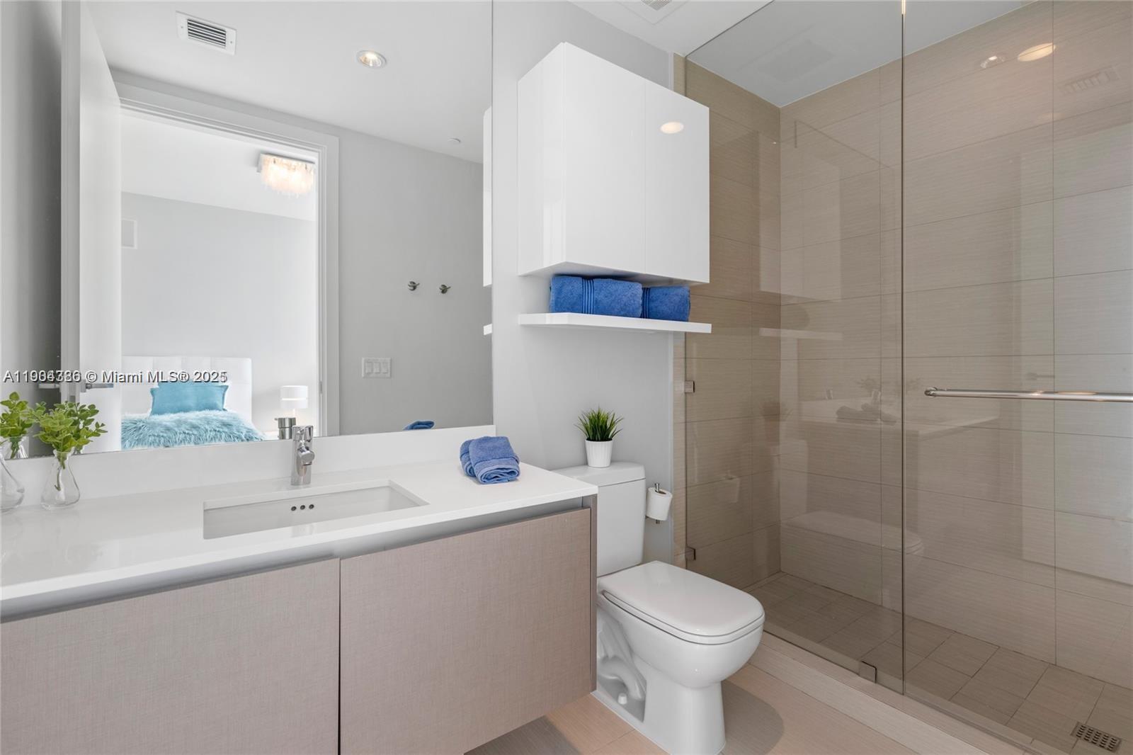 ECHO CONDO - Residential