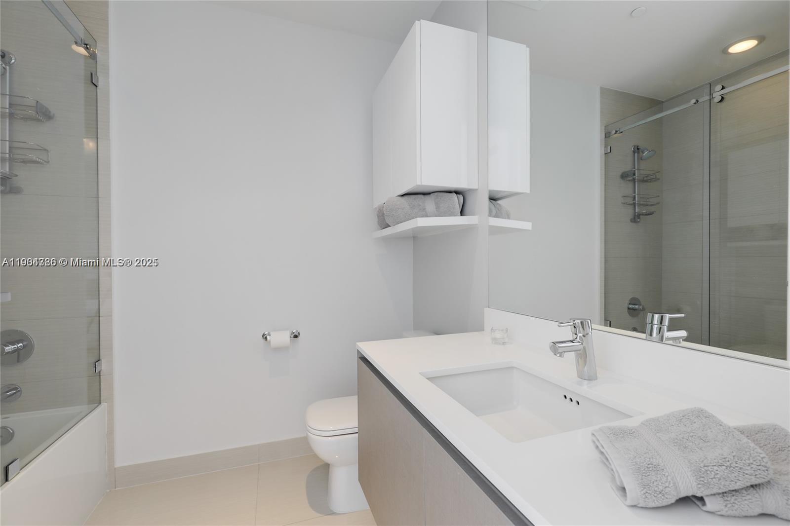 ECHO CONDO - Residential