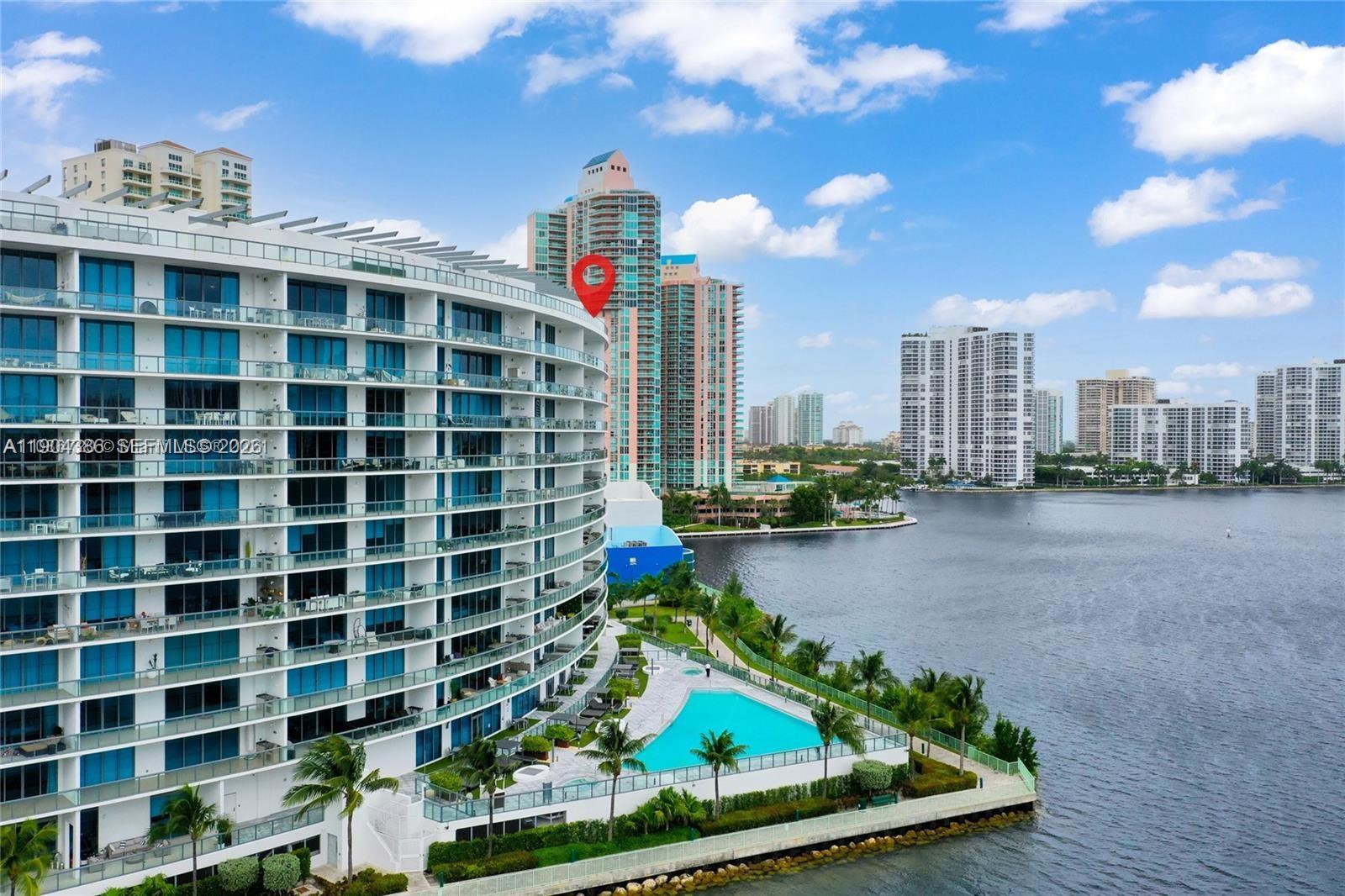 ECHO CONDO - Residential