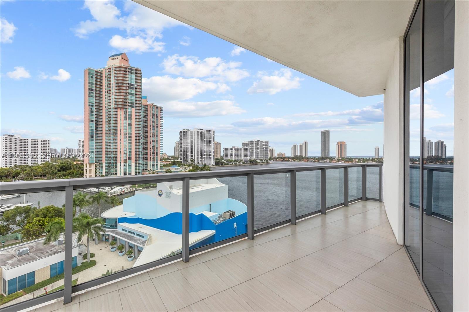 ECHO CONDO - Residential