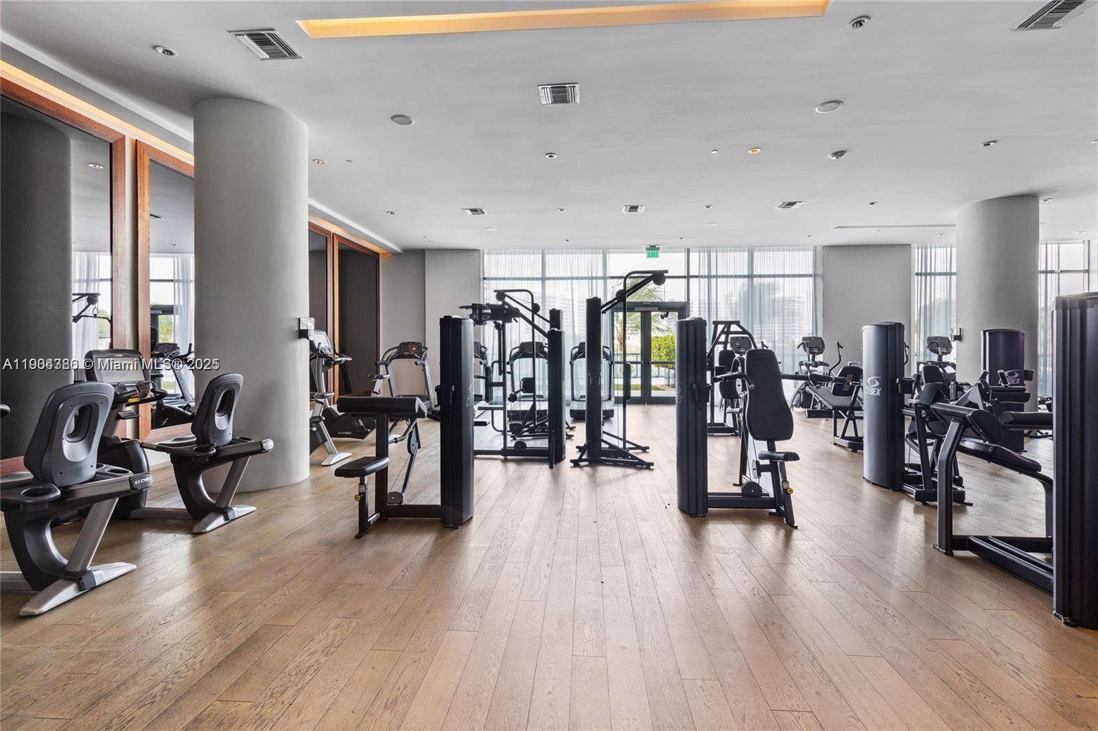 ECHO CONDO - Residential