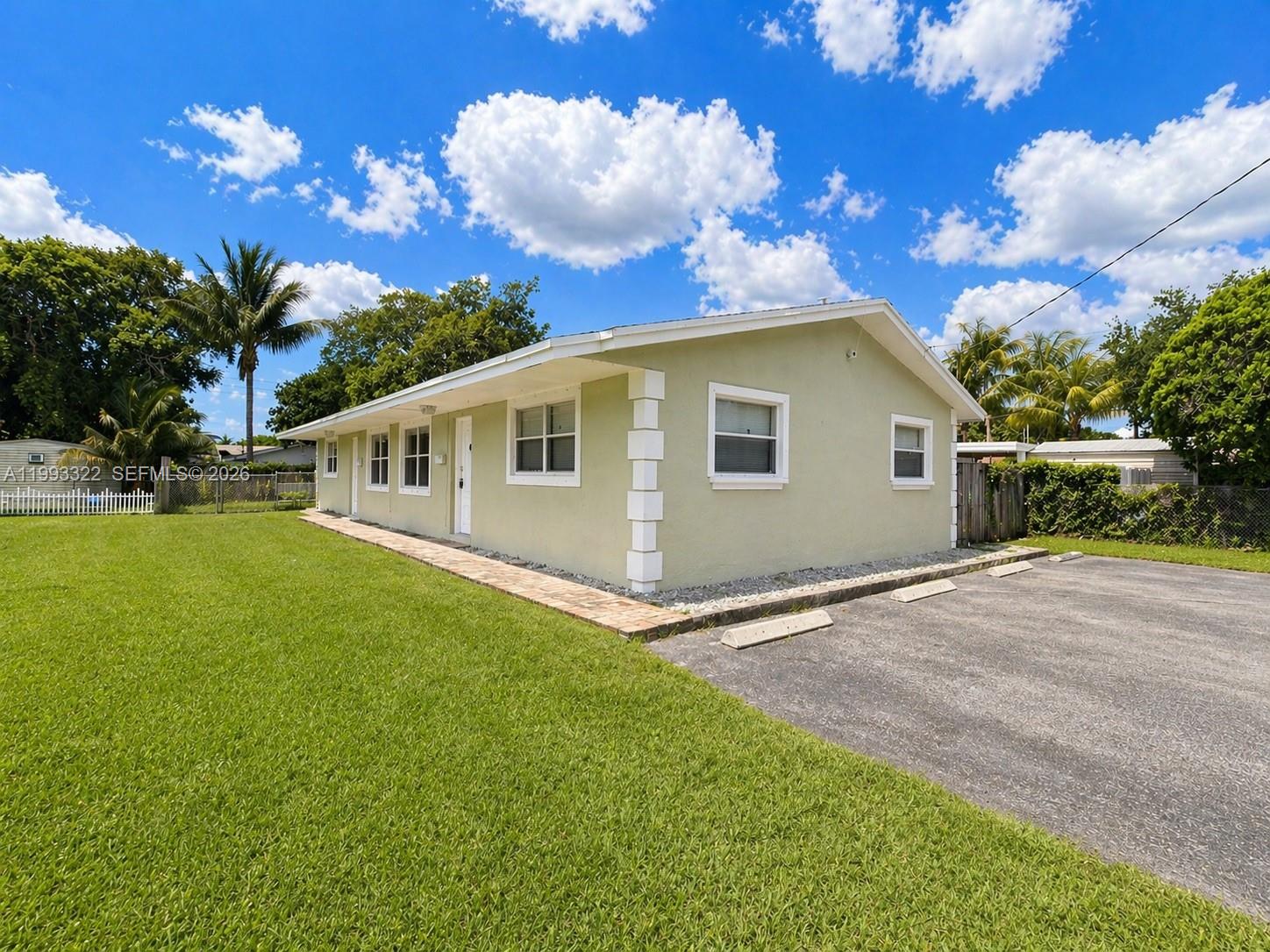 HOLLYWOOD BEACH GARDENS - Residential Income