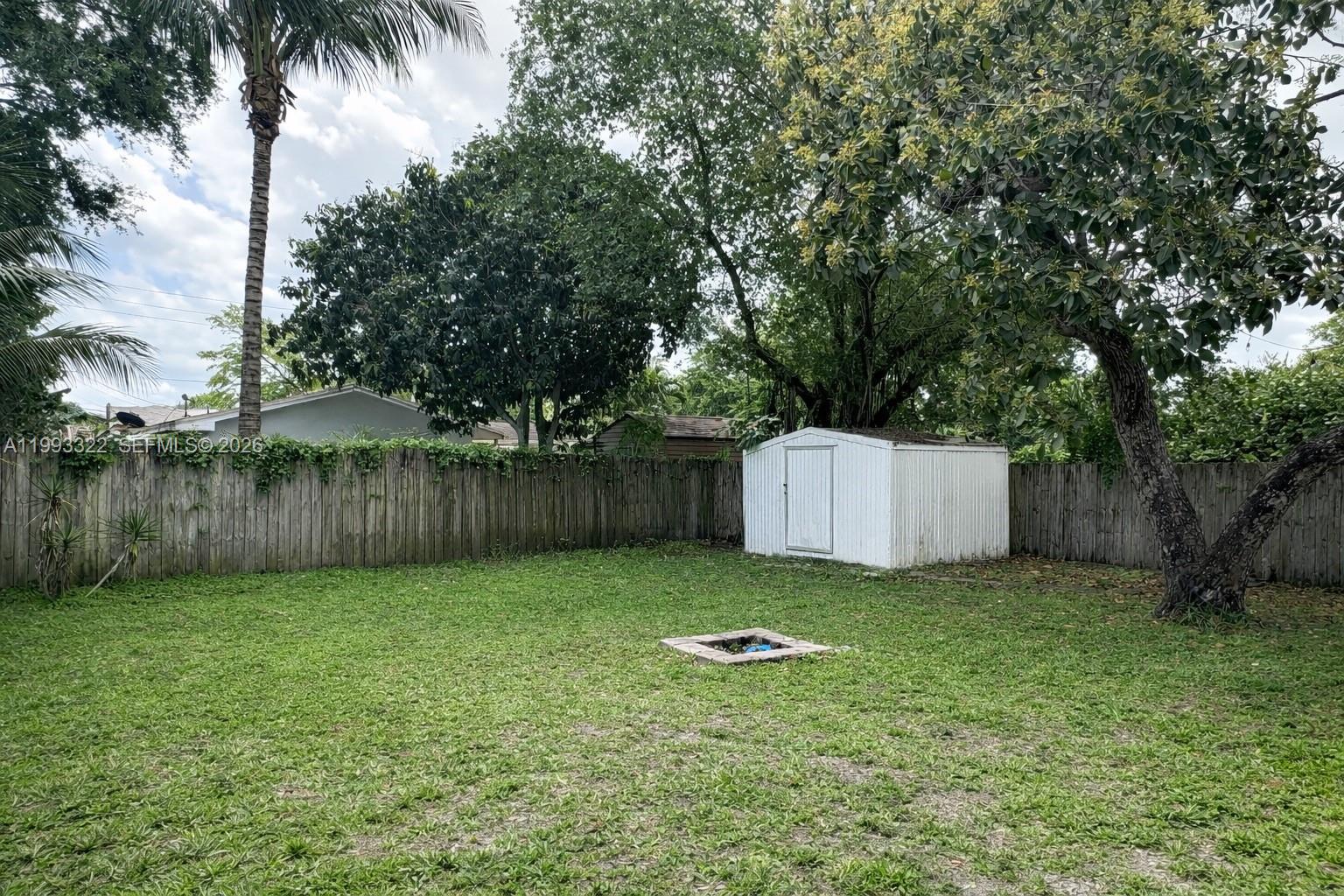 HOLLYWOOD BEACH GARDENS - Residential Income