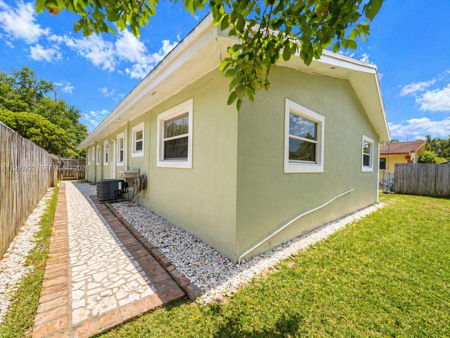 HOLLYWOOD BEACH GARDENS - Residential Income