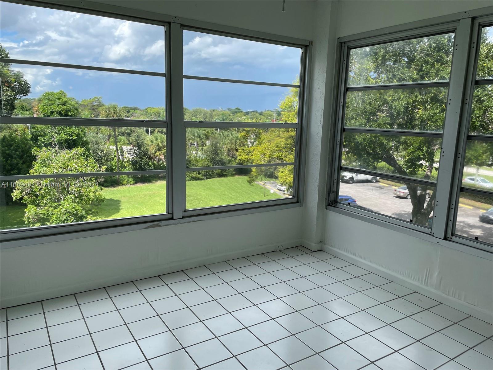 ISLE OF SANDALFOOT CONDO - Residential