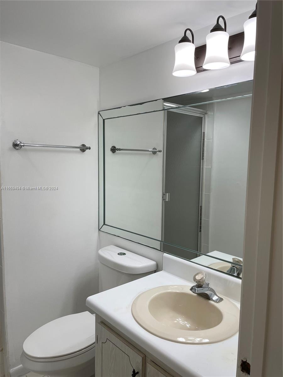 ISLE OF SANDALFOOT CONDO - Residential