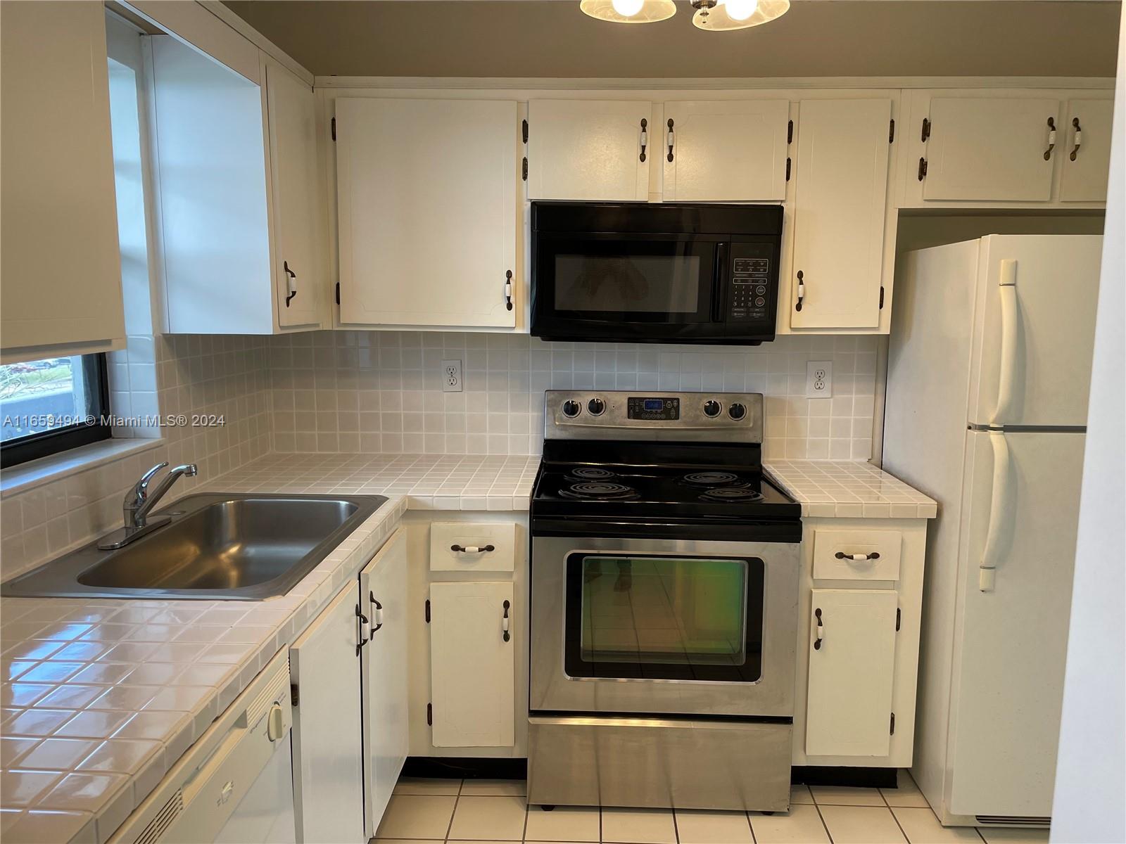 ISLE OF SANDALFOOT CONDO - Residential