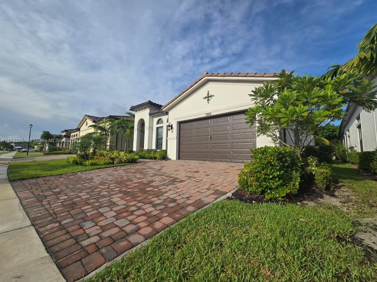 7959 Liberty Way