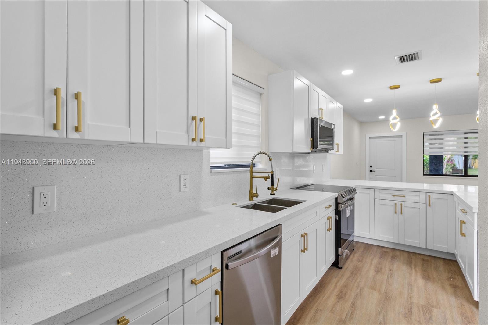 FAIRFAX BROLLIAR ADD SEC - Residential