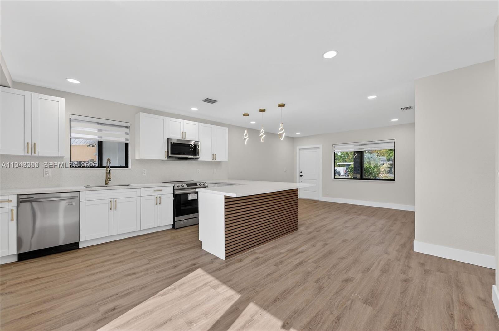 FAIRFAX BROLLIAR ADD SEC - Residential