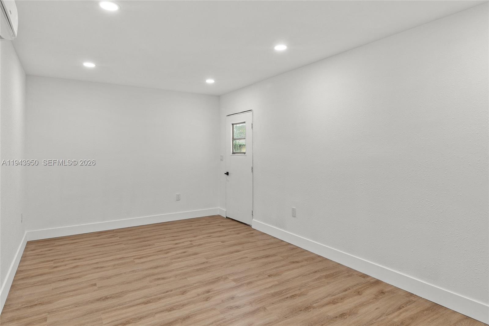 FAIRFAX BROLLIAR ADD SEC - Residential