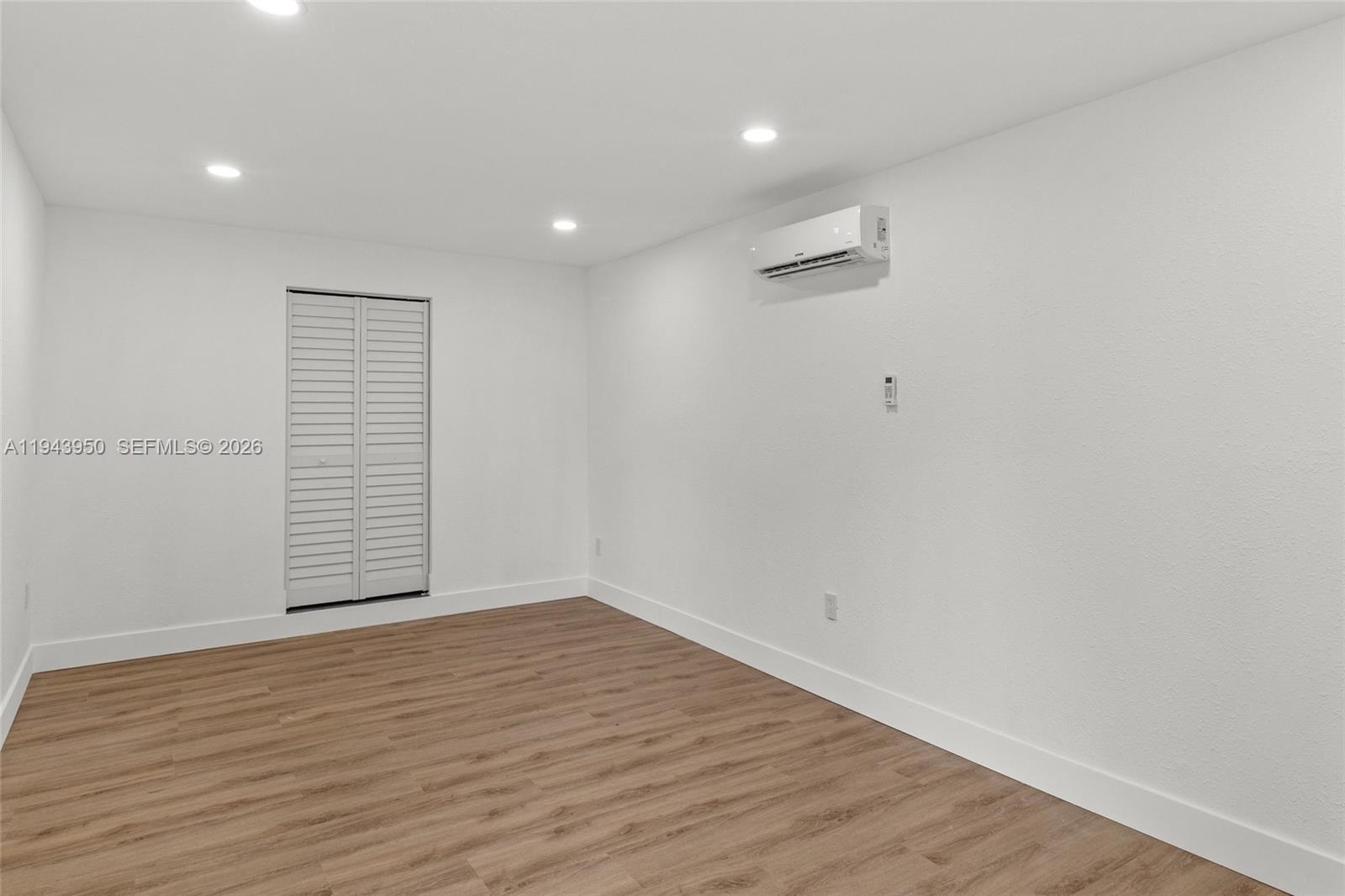 FAIRFAX BROLLIAR ADD SEC - Residential