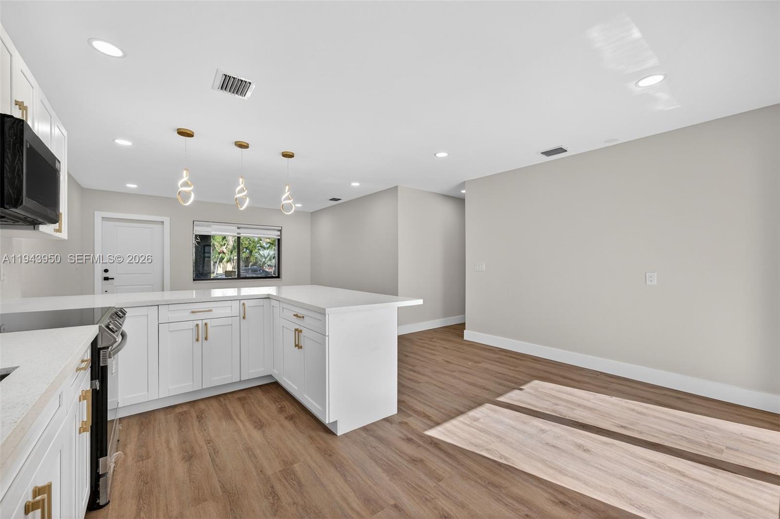 FAIRFAX BROLLIAR ADD SEC - Residential