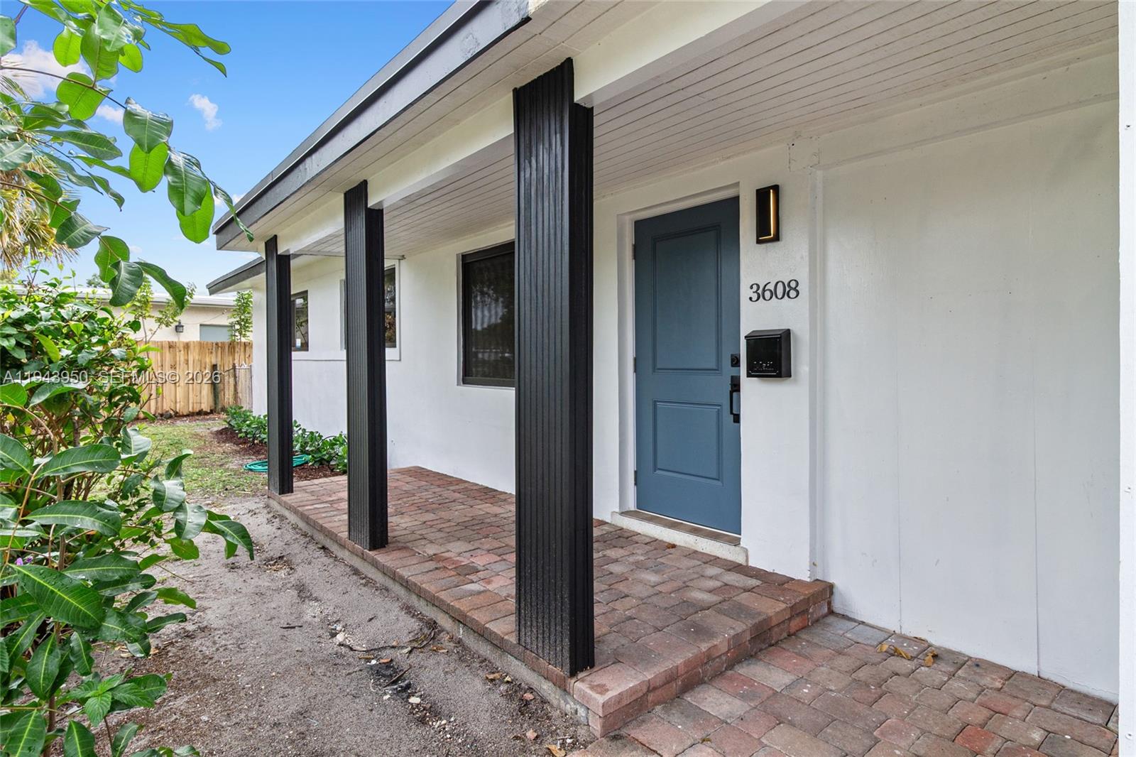 3608 SW 22nd St