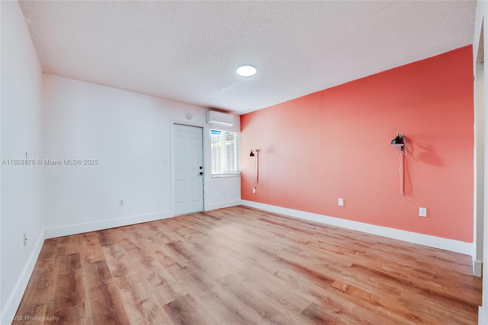 BIRD LAKES TOWNHOUSE SEC - Residential