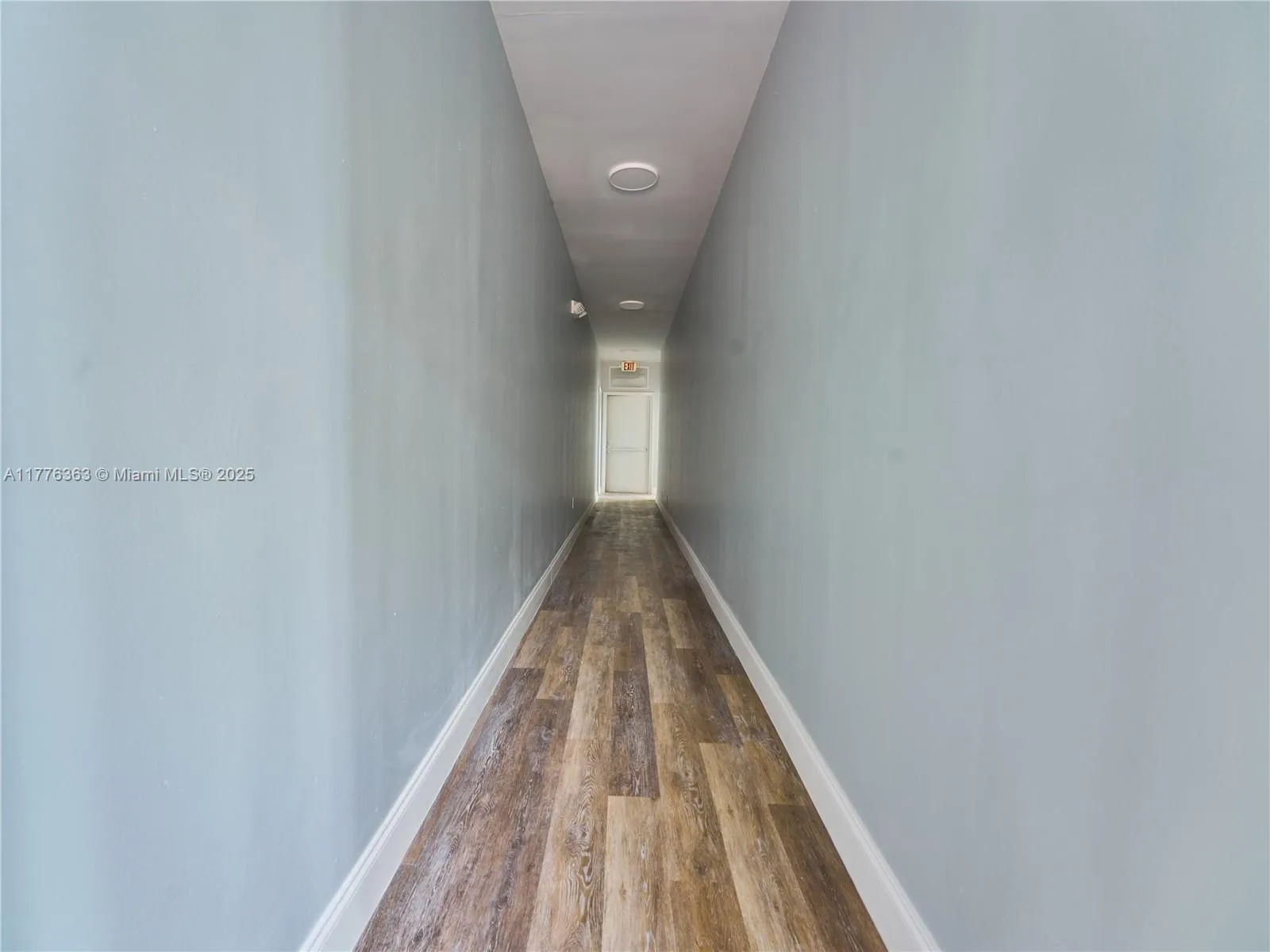 Miami, Florida 33150, United States, 2 Bedrooms Bedrooms, ,1 BathroomBathrooms,Residential,Active,101943