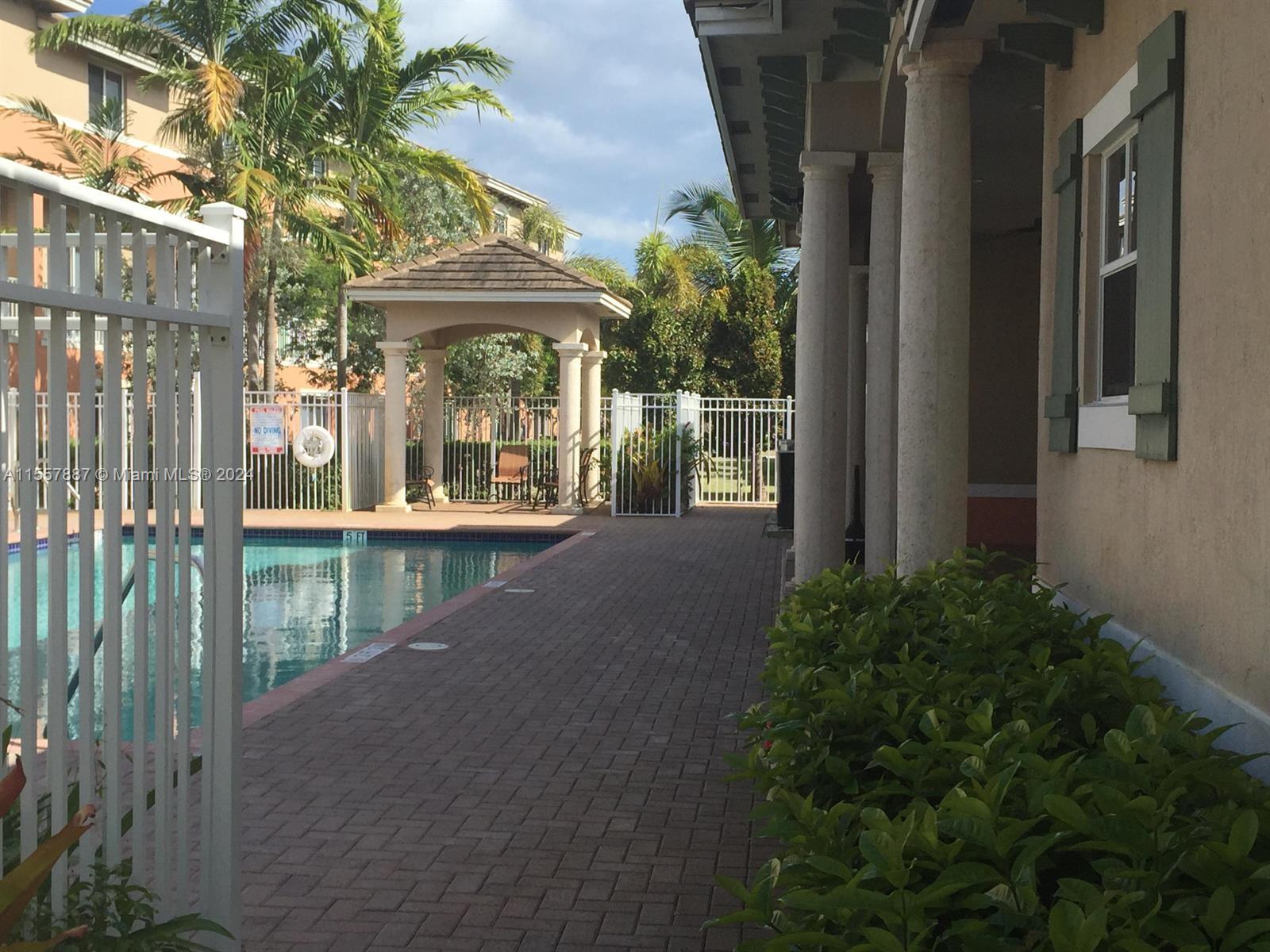 PRESERVE AT BOYNTON BEACH - Residential Lease
