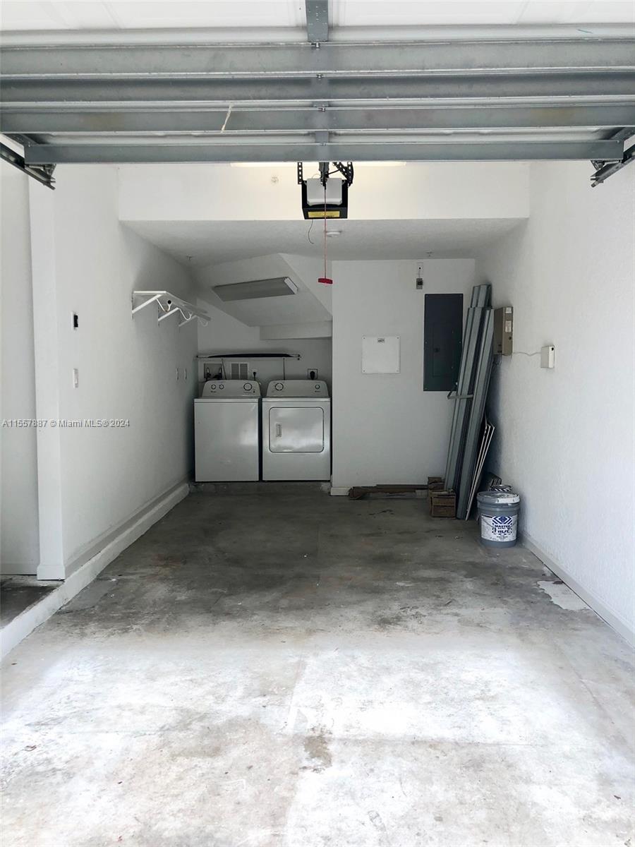 PRESERVE AT BOYNTON BEACH - Residential Lease