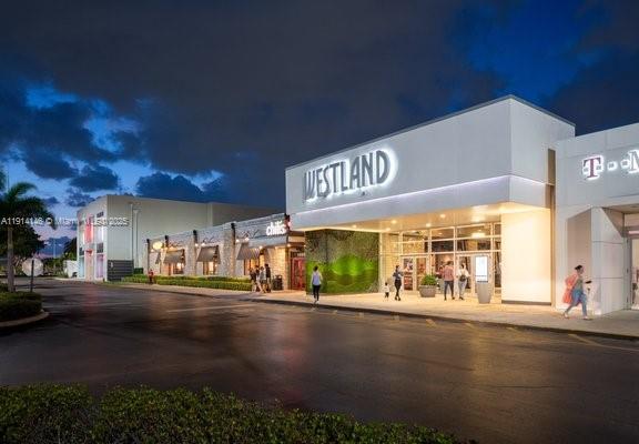 FERRO CONDO B - Residential Lease