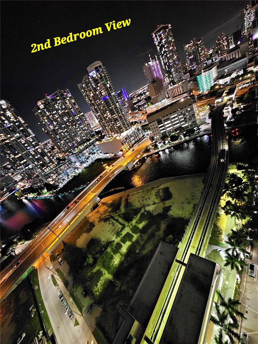 BRICKELL ON THE RIVER S T - Residential Lease