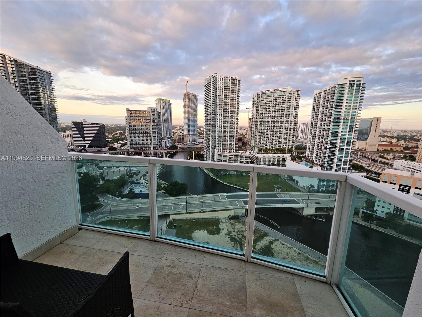 BRICKELL ON THE RIVER S T - Residential Lease