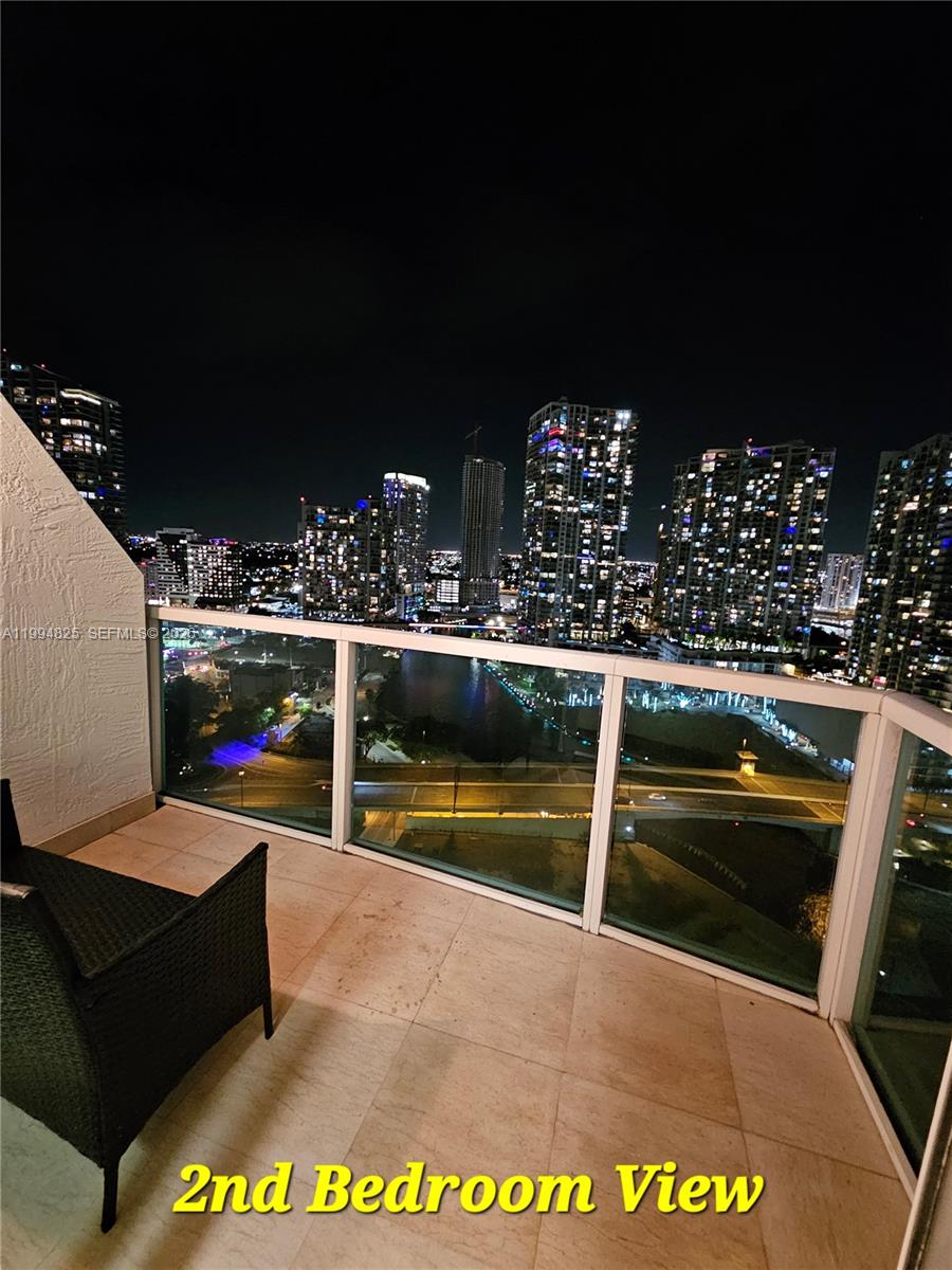 BRICKELL ON THE RIVER S T - Residential Lease