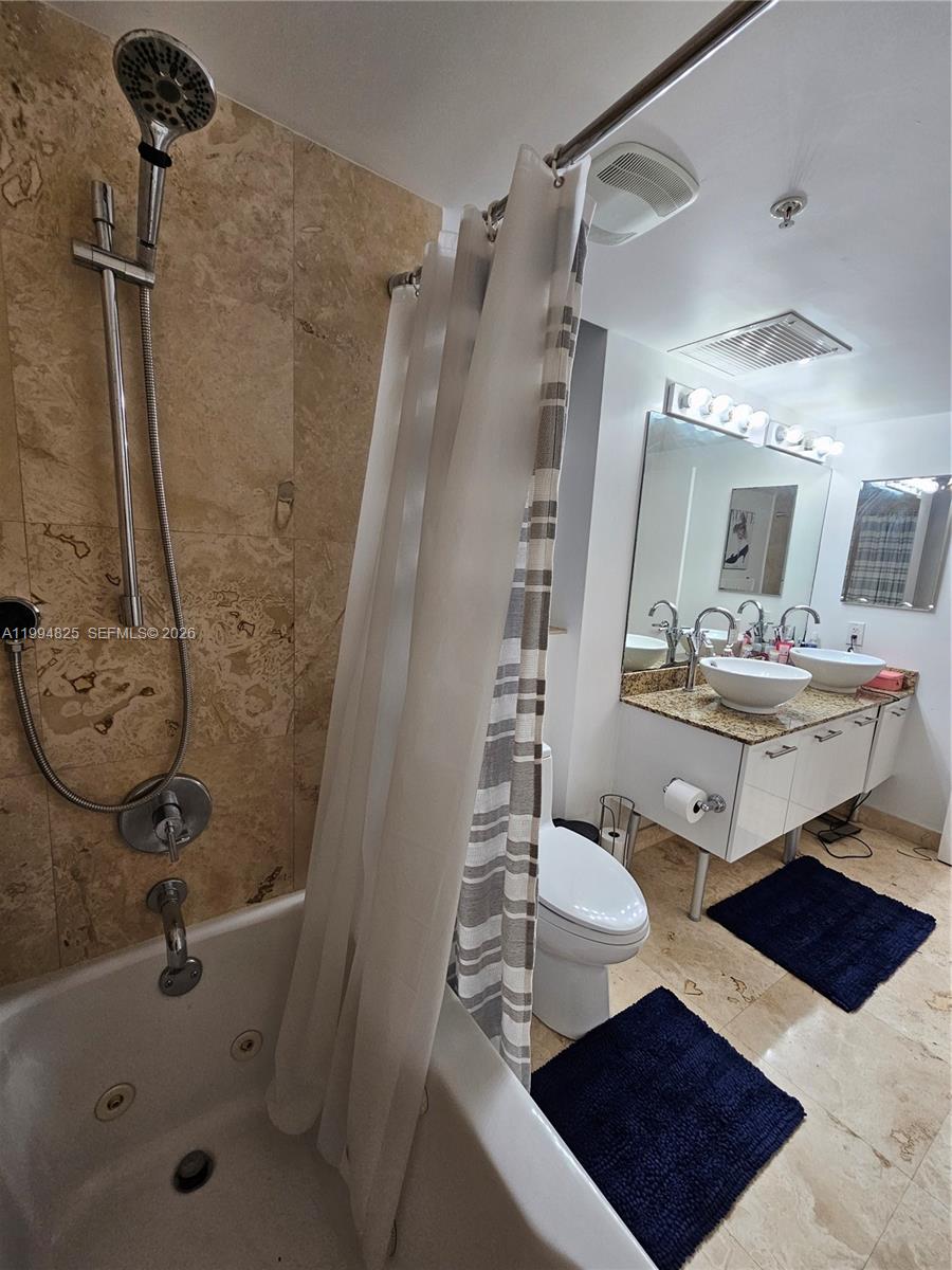 BRICKELL ON THE RIVER S T - Residential Lease