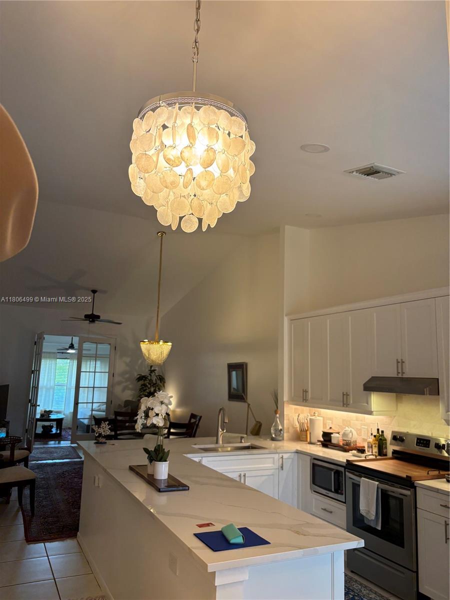 SOUTHPOINTE - Residential