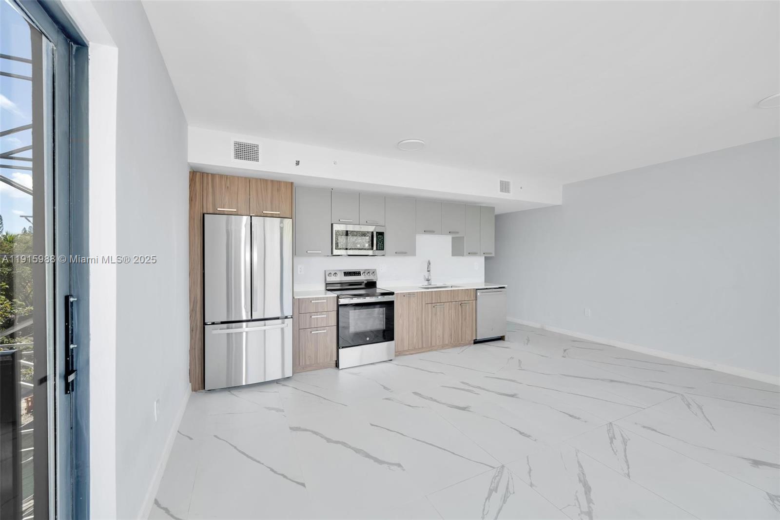 FRED C MILLERS SUB - Residential Lease