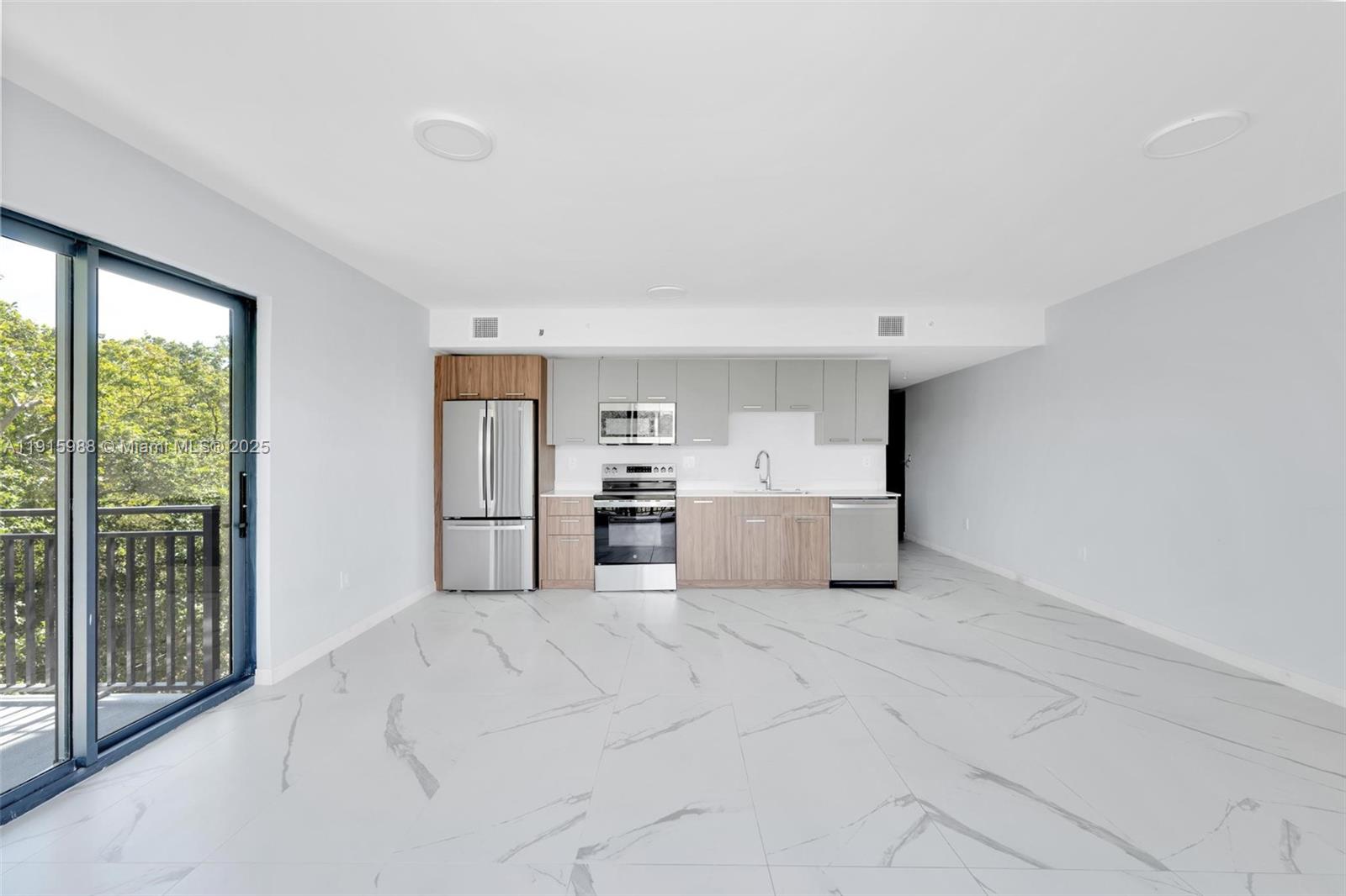 FRED C MILLERS SUB - Residential Lease