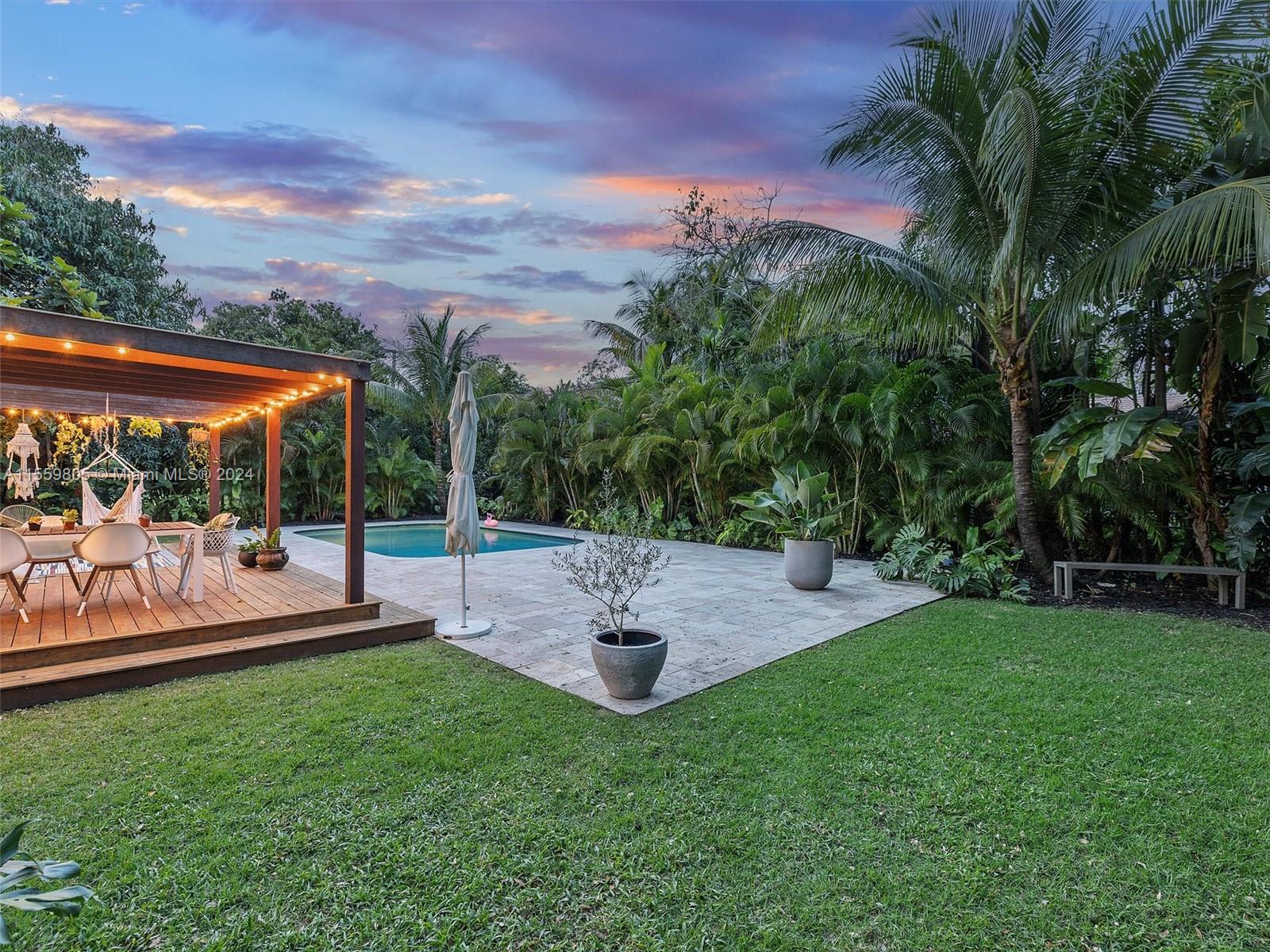 WATERSEDGE - Residential