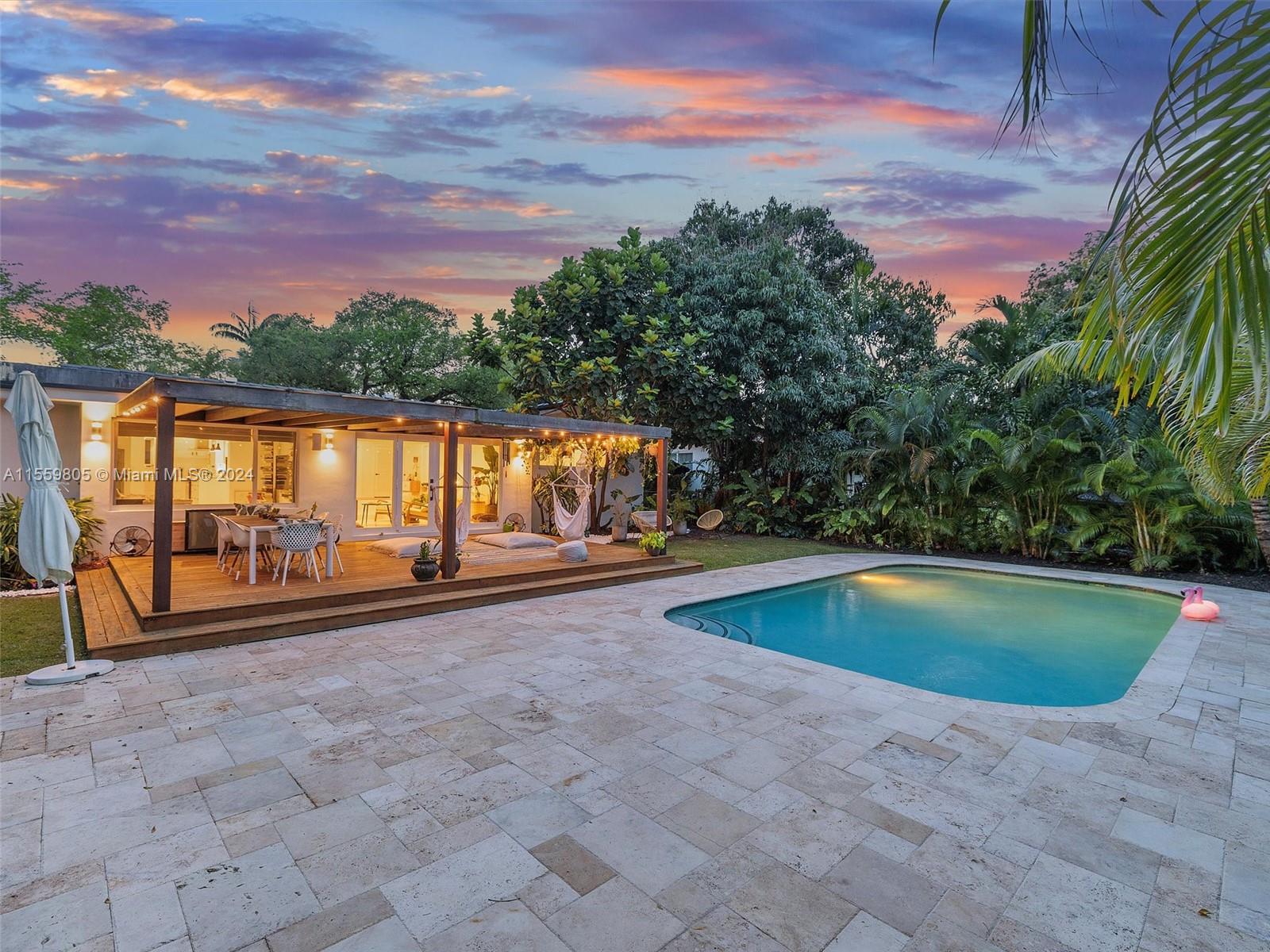 WATERSEDGE - Residential