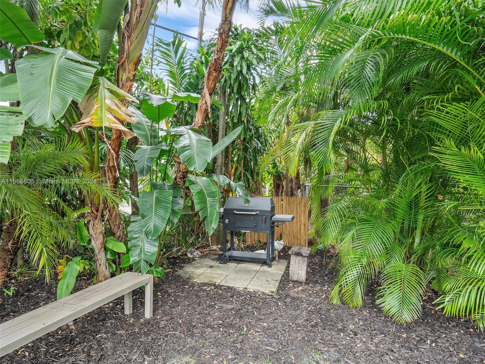 WATERSEDGE - Residential