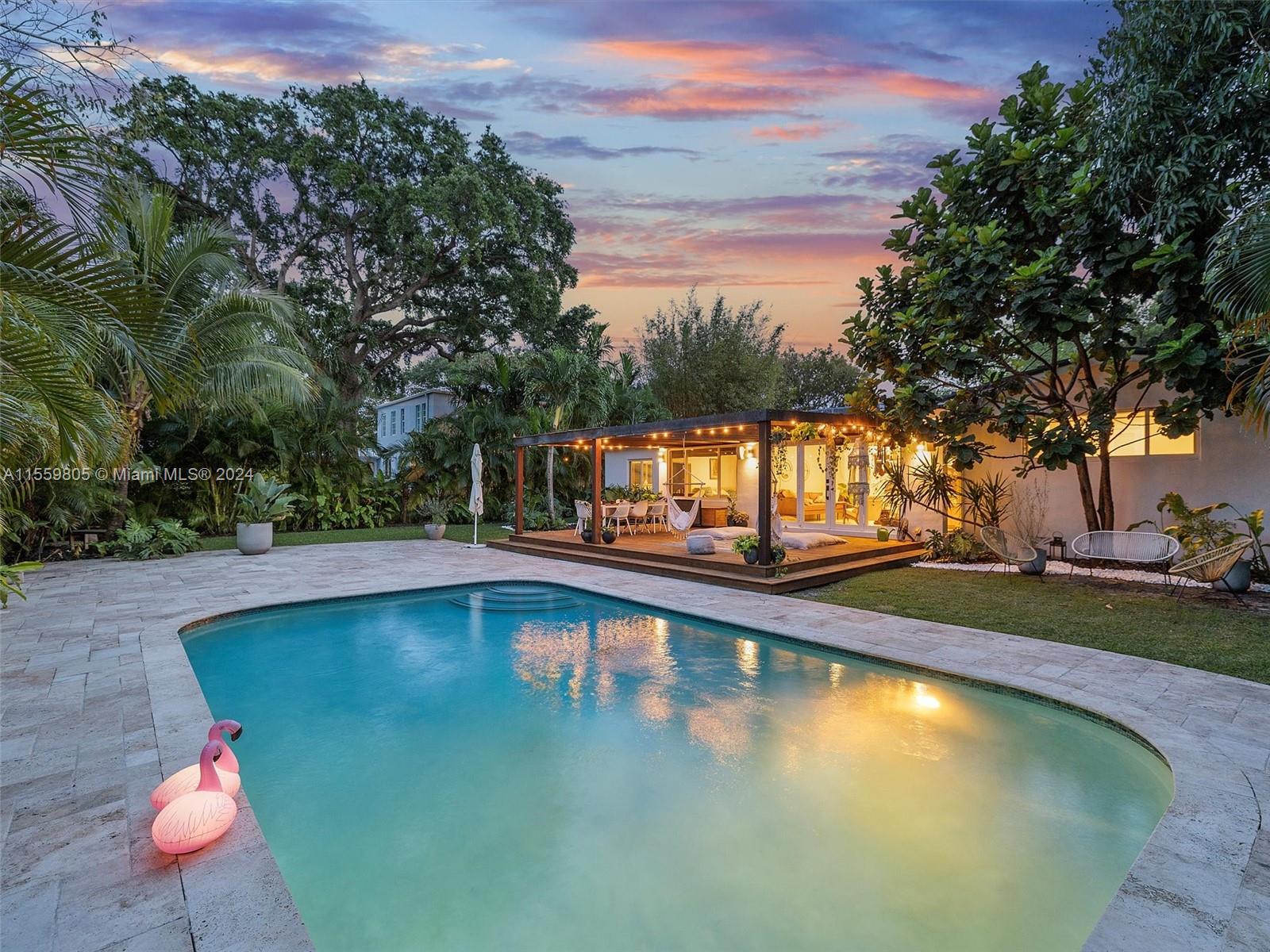 WATERSEDGE - Residential