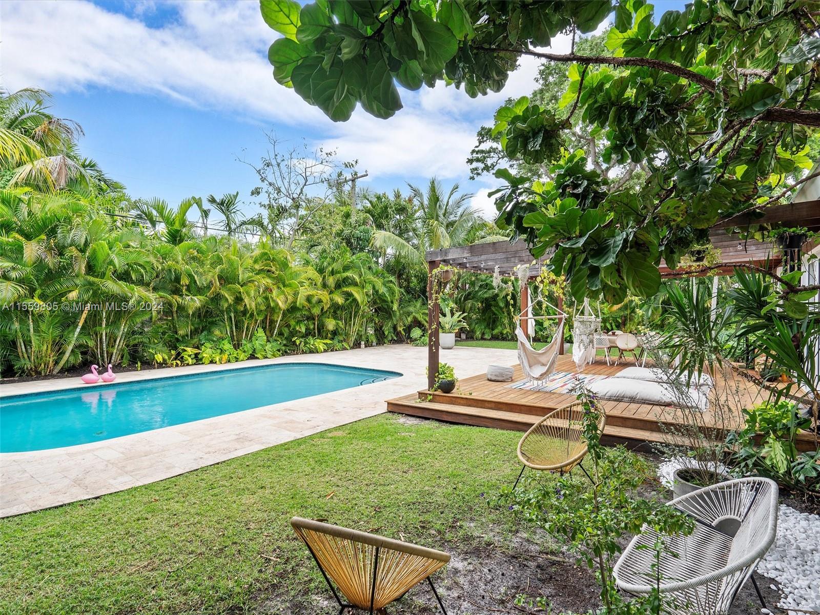 WATERSEDGE - Residential