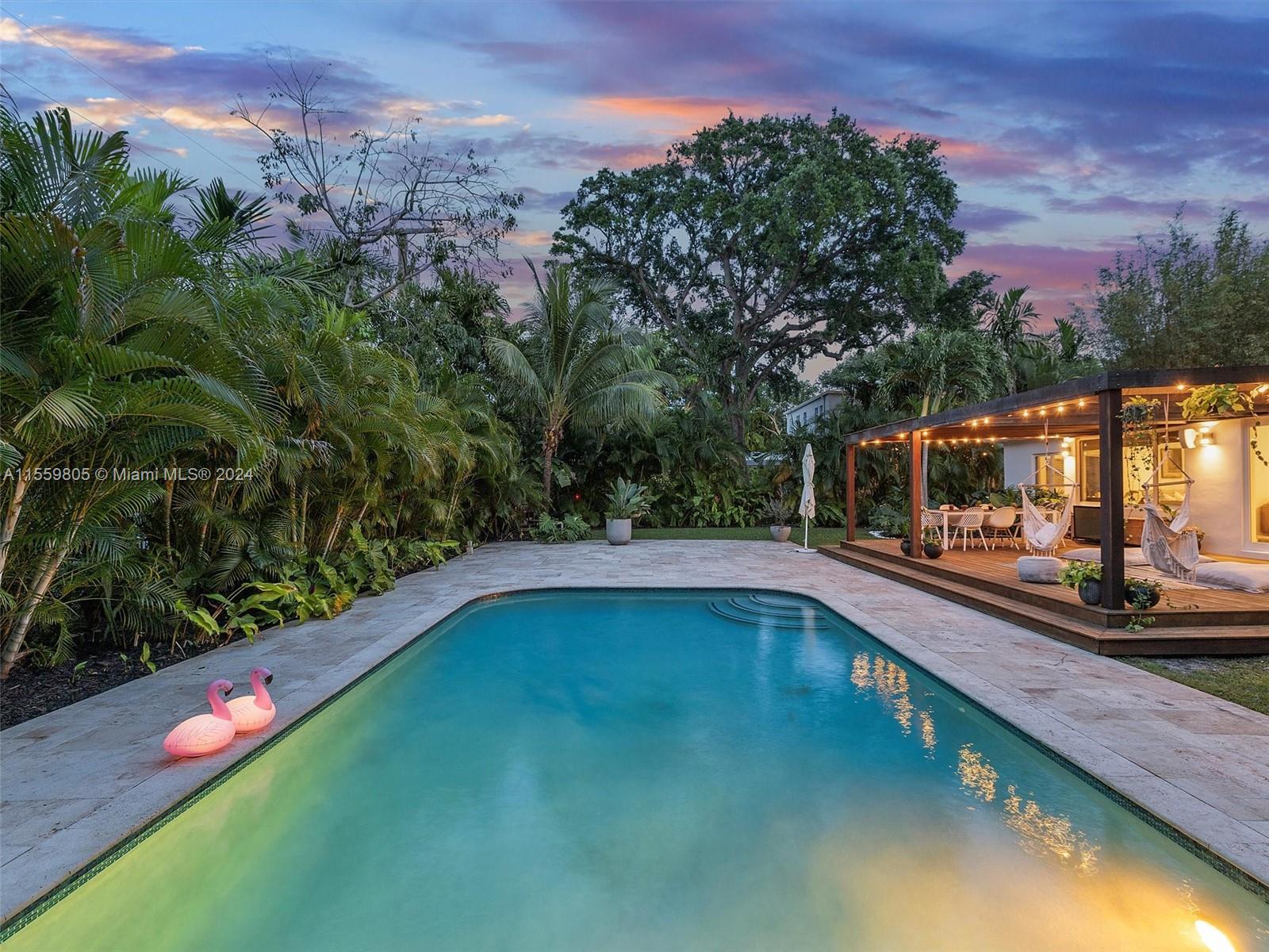 WATERSEDGE - Residential