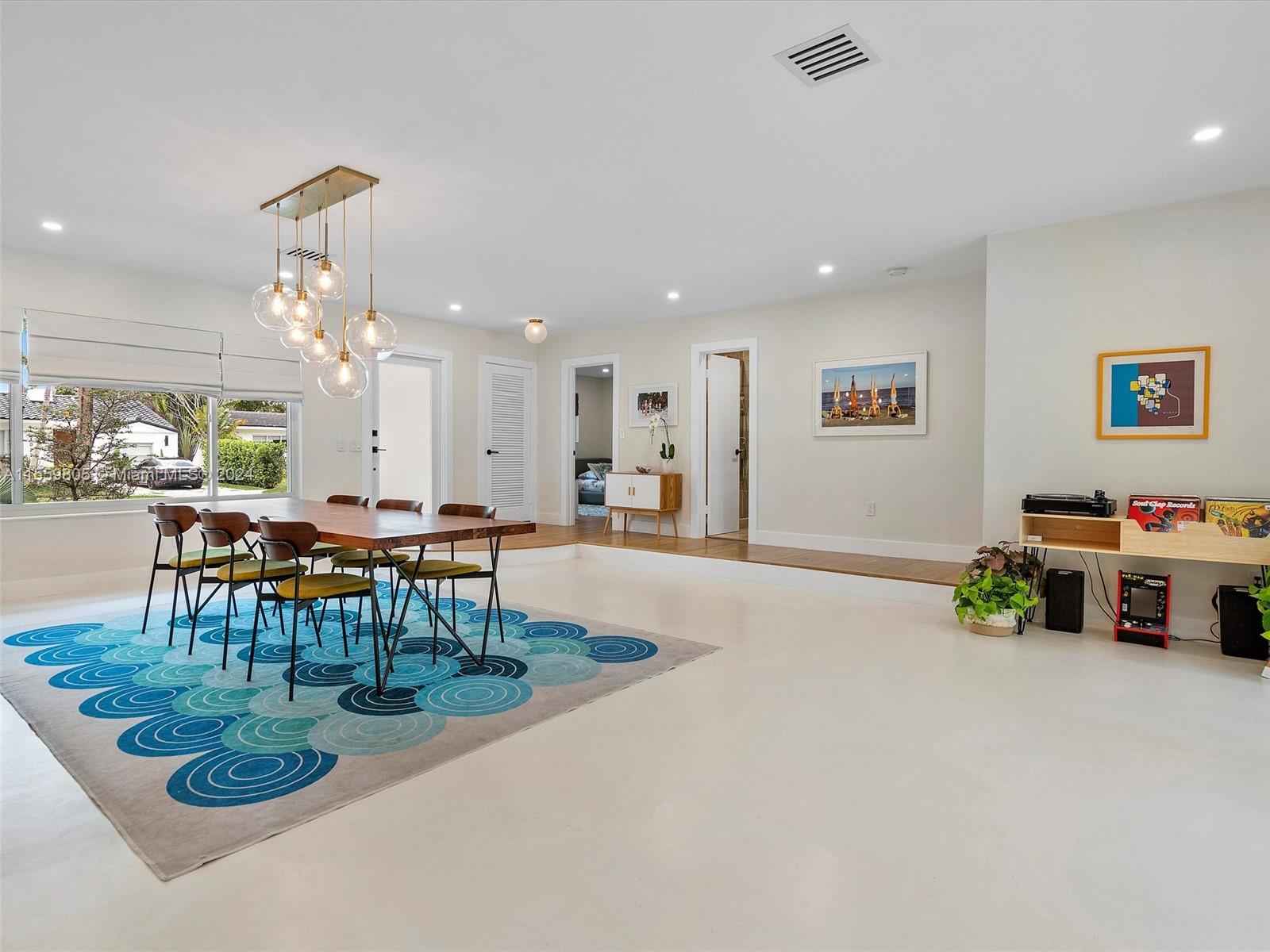 WATERSEDGE - Residential