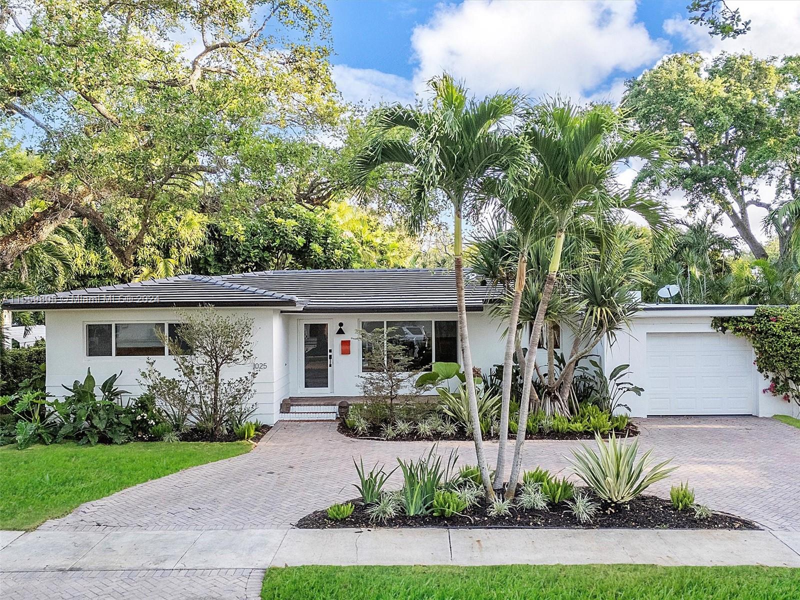 WATERSEDGE - Residential