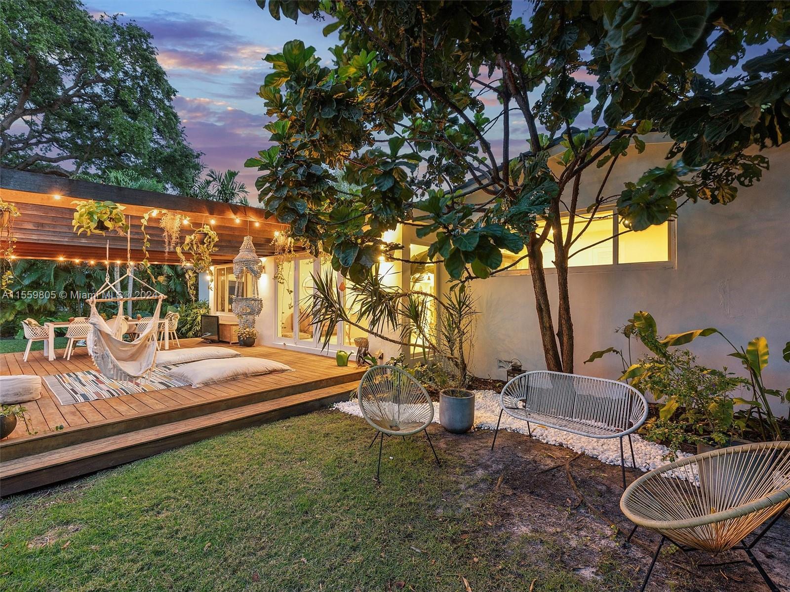 WATERSEDGE - Residential