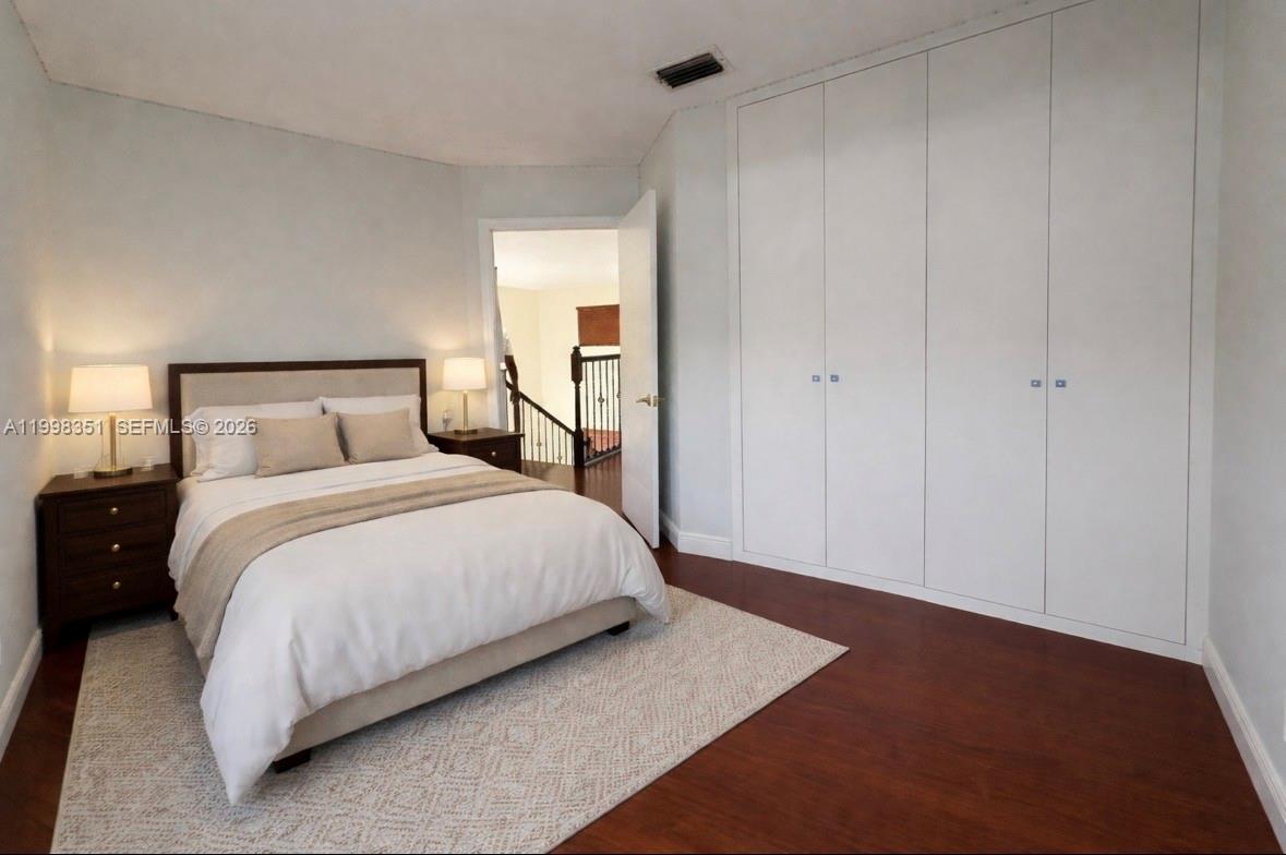 LAKES ON THE GREEN NORTH - Residential