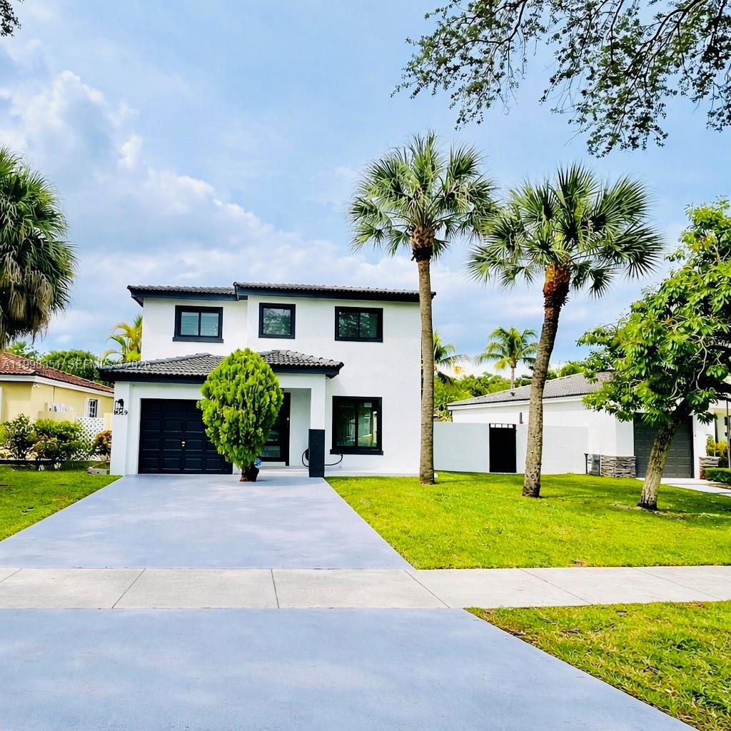 LAKES ON THE GREEN NORTH - Residential