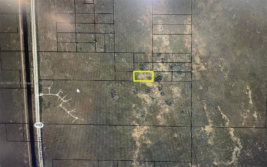 Prime location on a spacious piece of residential land, perfect for those seeking a peaceful and private oasis at Miami's Krome area. 5 acres for sale near the Miccosukee Bingo and Hotel