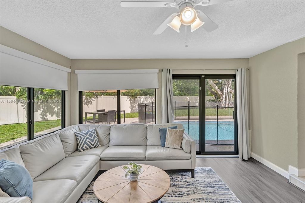 Photo of 1 SW 58th Ave #., Plantation, FL 33317 (MLS # A11594436)