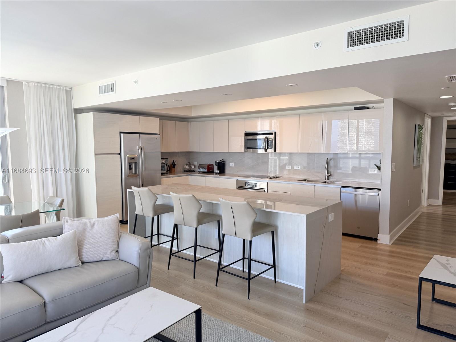 BEACHWALK CONDOMINIUM - Residential