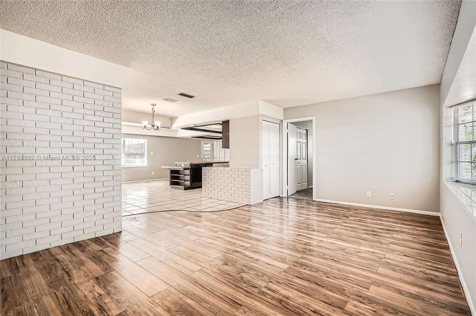 4109 NW 79th Ave