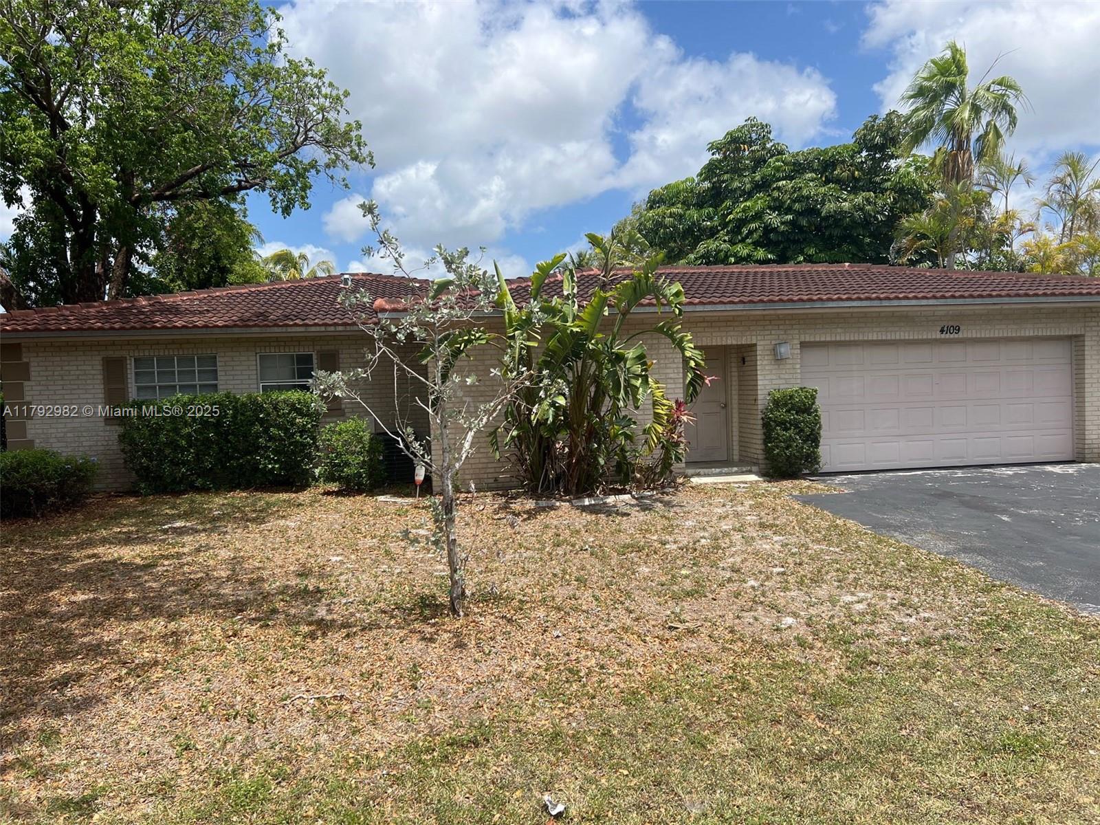 Property for Sale at 4109 Nw 79th Ave, Coral Springs, Broward County, Florida - Bedrooms: 3 
Bathrooms: 2  - $580,000