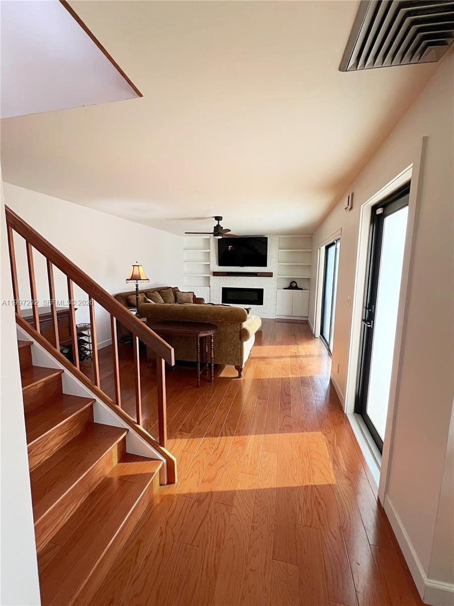 LAGO LUCERNE - Residential